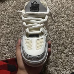 Louis Vuitton Sneakers – Men’s Size 10 – Authentic