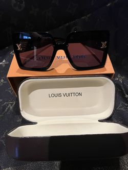 Louis Vuitton Attitude Pilote Sunglasses for Sale in Inglewood, CA - OfferUp