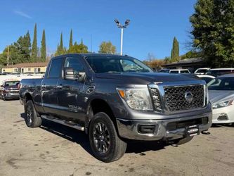 2017 Nissan TITAN XD