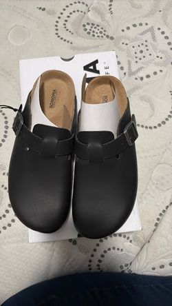 Sonoma genuine leather Waterford clogs  5.5