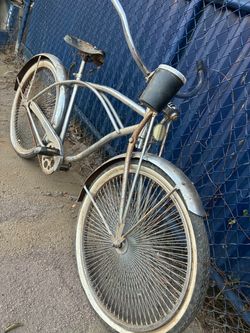 Lowrider bicycle 26 inch sold as is $100