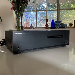 Mint Condition Vintage Mitsubishi Stereo Power Amplifier 100w / channel - Serviced