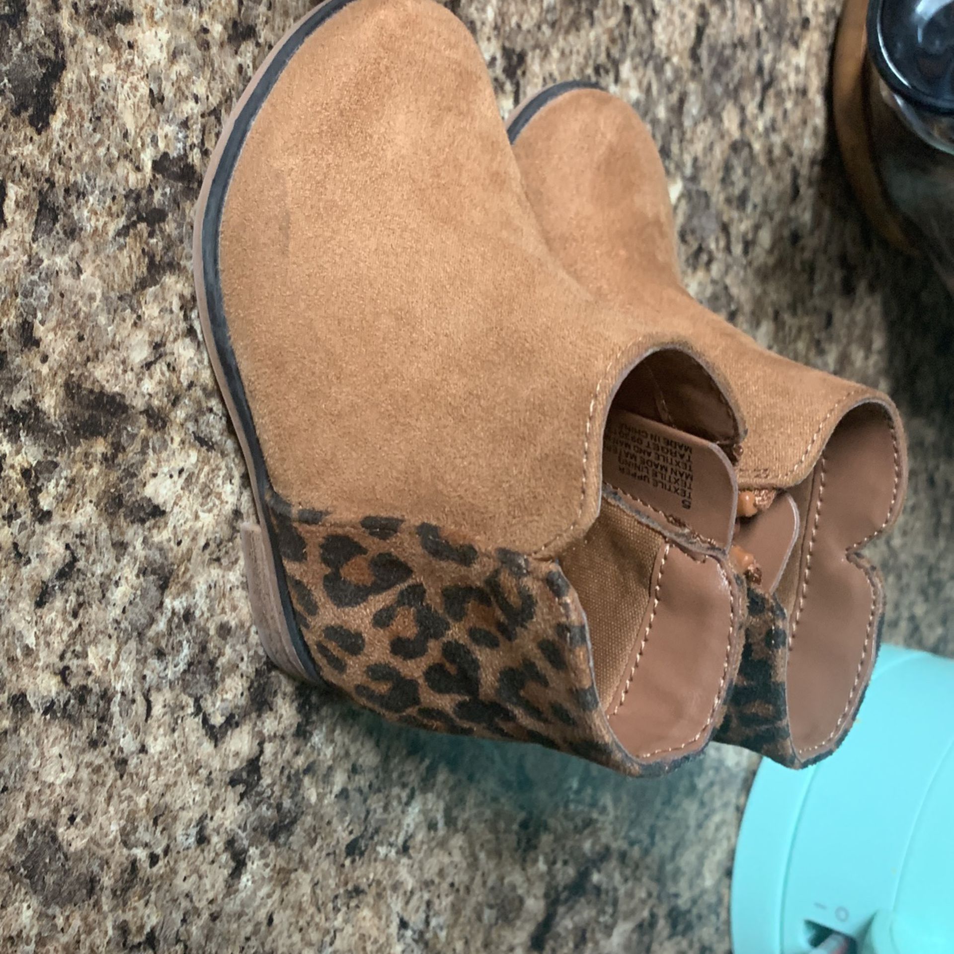 Girls Boots Size 5