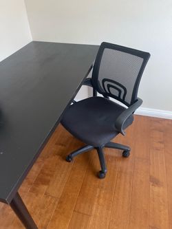 IKEA LAGKAPTEN Desk + Office Chair