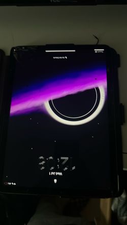 Cracked iPad Air 4th