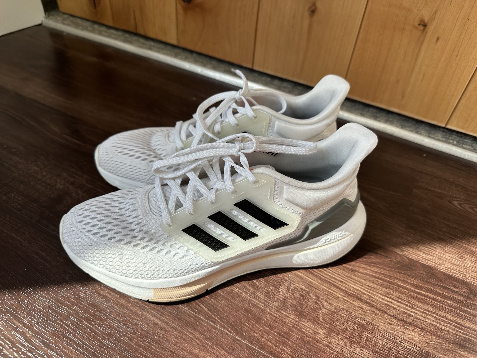 Adidas Women Size 7