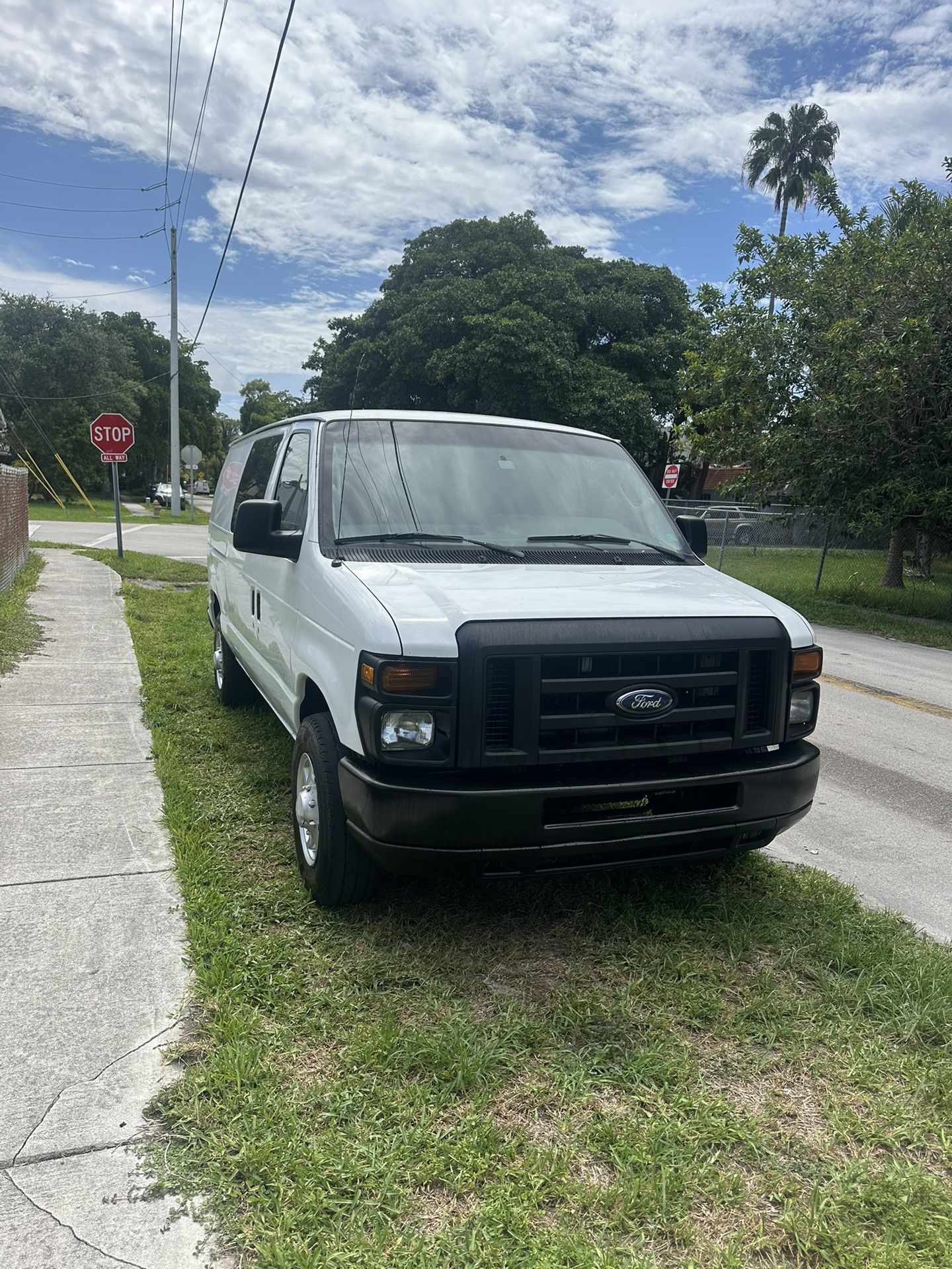 2011 Ford E-150