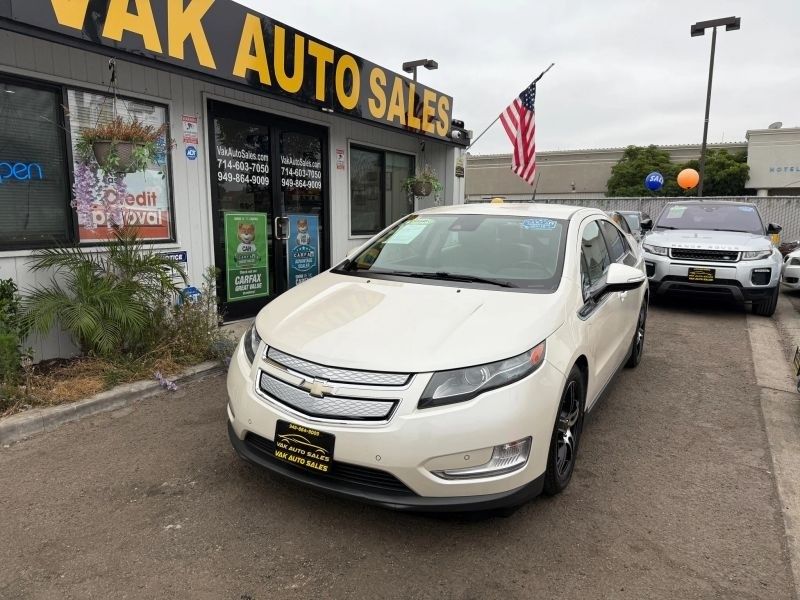 2013 Chevrolet Volt Sedan 4DR