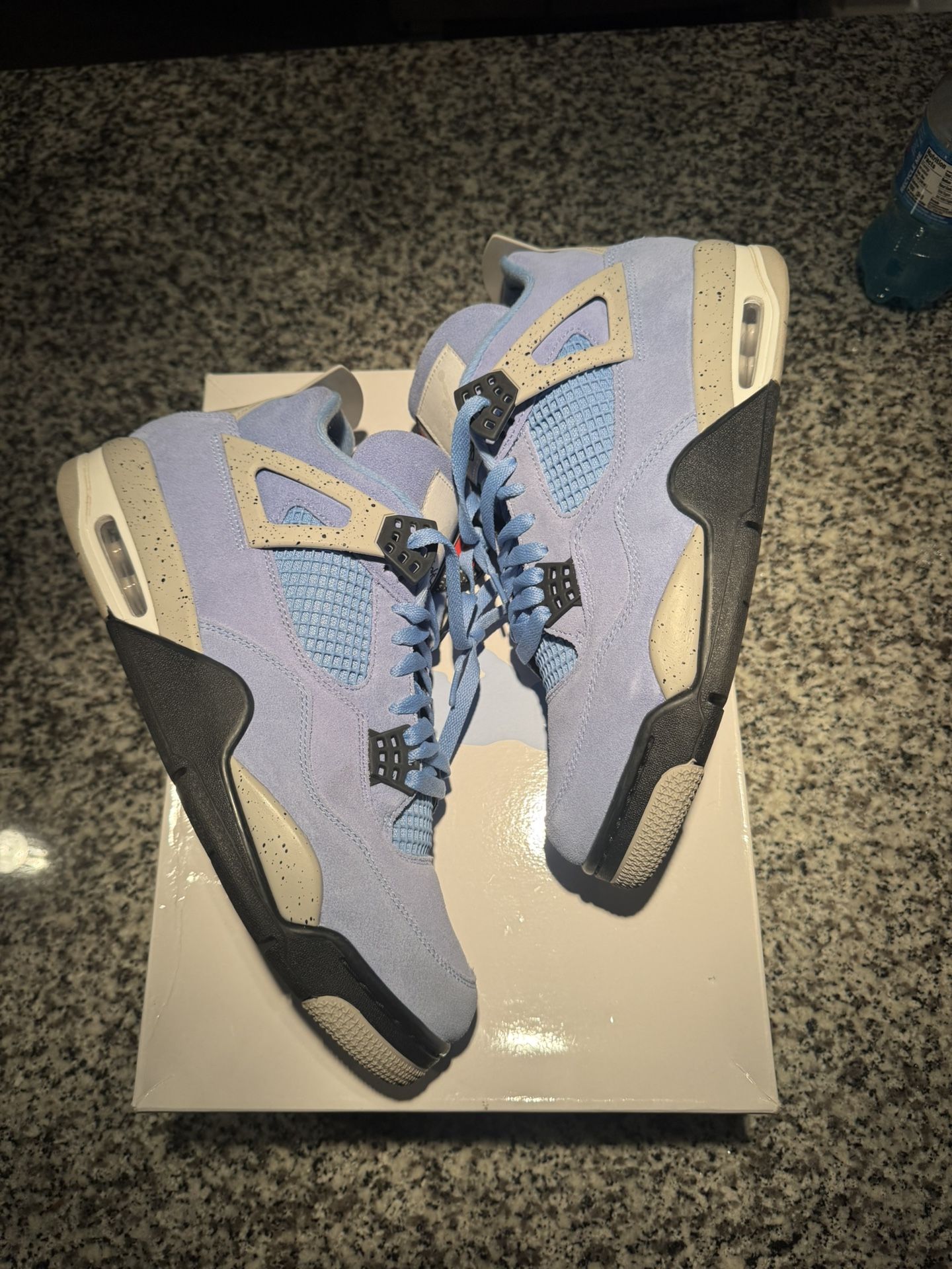 Jordan 4 UNC size 12