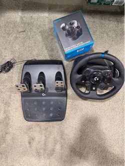 Logitech G923 steering wheel w/ Clutch
