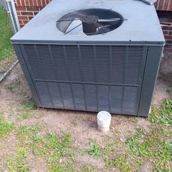 2 Ton Heat/air Unit