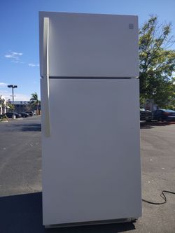 Fridge - It looks good - with delivery