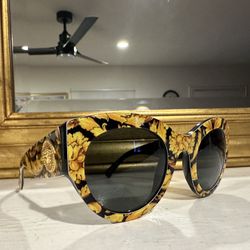 VERSACE TRIBUTE SUNGLASSES 
