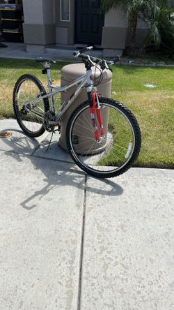 GT Mountain Bike