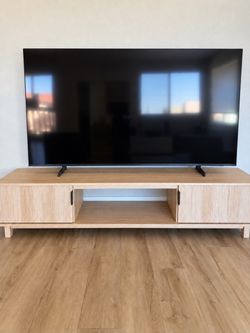 Light Oak Tv Stand/ Entertainment Console