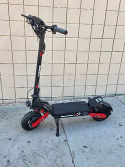 Gt06 Electric Scooter 48v23ah 34mph