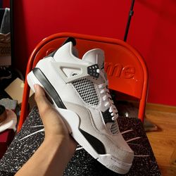 Jordan 4 Military Black size 13