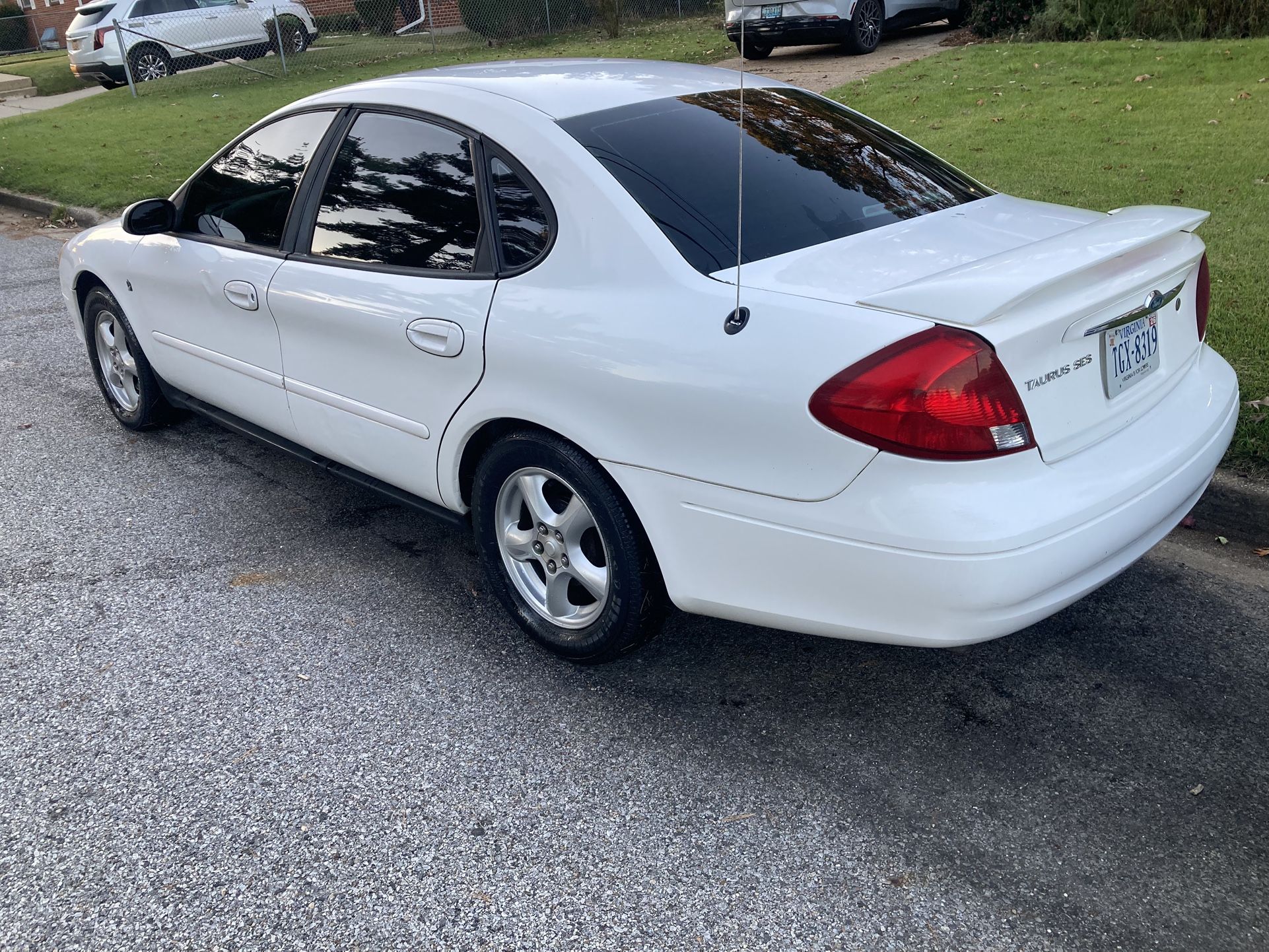 2002 Ford Taurus