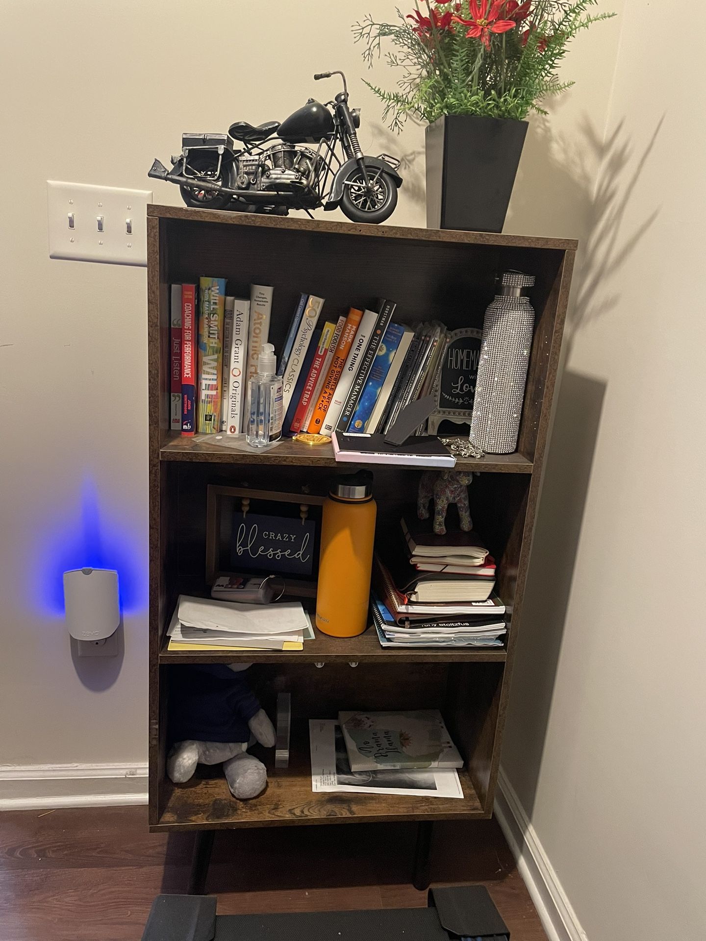 Bookshelf