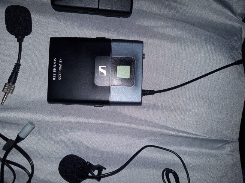 Xs Wireless Sennheiser Transmitter And Receiver
