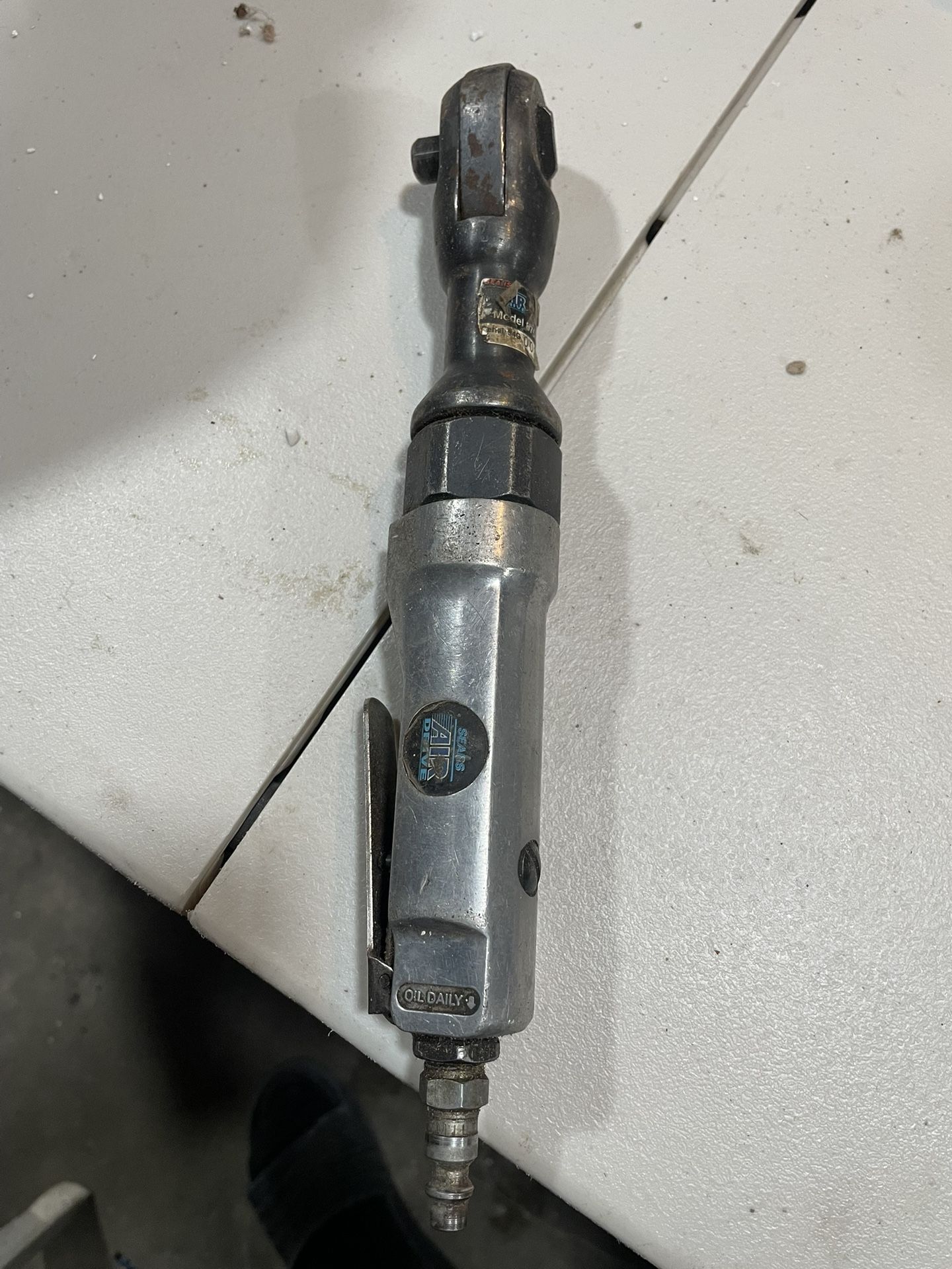 Air Powered Socket Wrench
