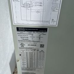 Lightly Used Air conditioner 