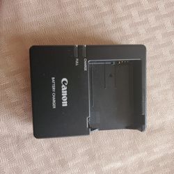 Canon DSLR Camera Battery Charger (Original)