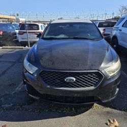 2015 Ford Taurus