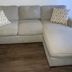 Sofa Bed with Reversible Chase