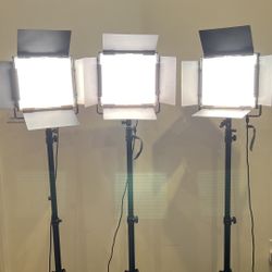 LED panels - Set of 3 - GVM-896 S