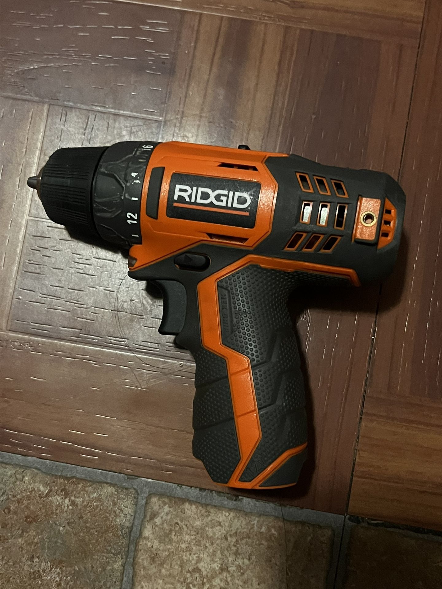 Rigid 12v Drill Works Great