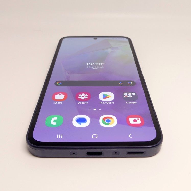 NEW. Powerful Android Samsung - Unlocked.