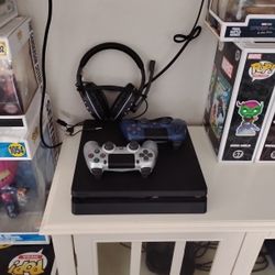 PS4