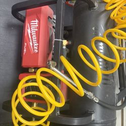 MILWAUKEE COMPRESSOR 