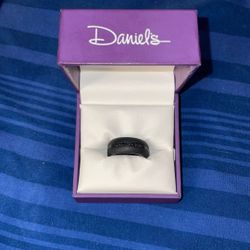 Daniels’ Jewelry Mens Black Tungsten Steel Ring