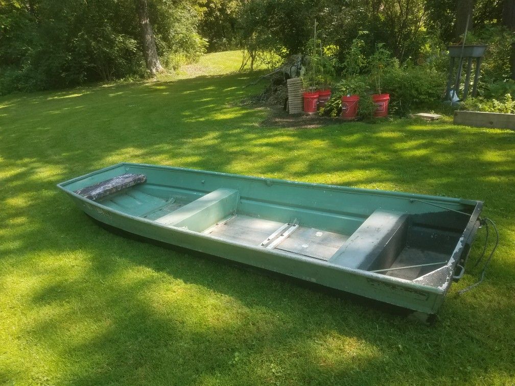 Jon Boat 12ft Aluminum