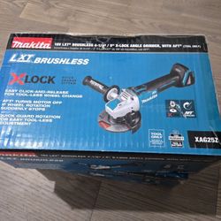 Brand New Makita 18v LXT Brushless Angle Grinder 4-1/2" /  5" (Tool Only)