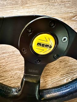 Momo Steering Wheel 11.5”