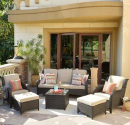 Patio furniture set outdoor new in the box