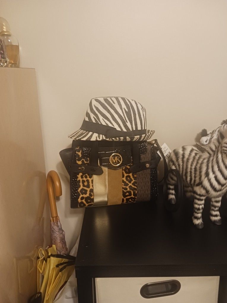 MICHAEL KORS purse