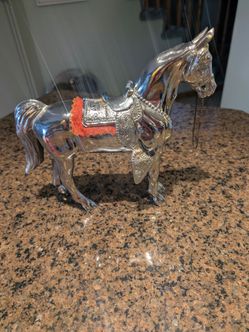 Vintage Americana and Equestrian Memorabilia