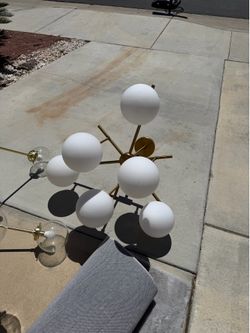 Light fixtures