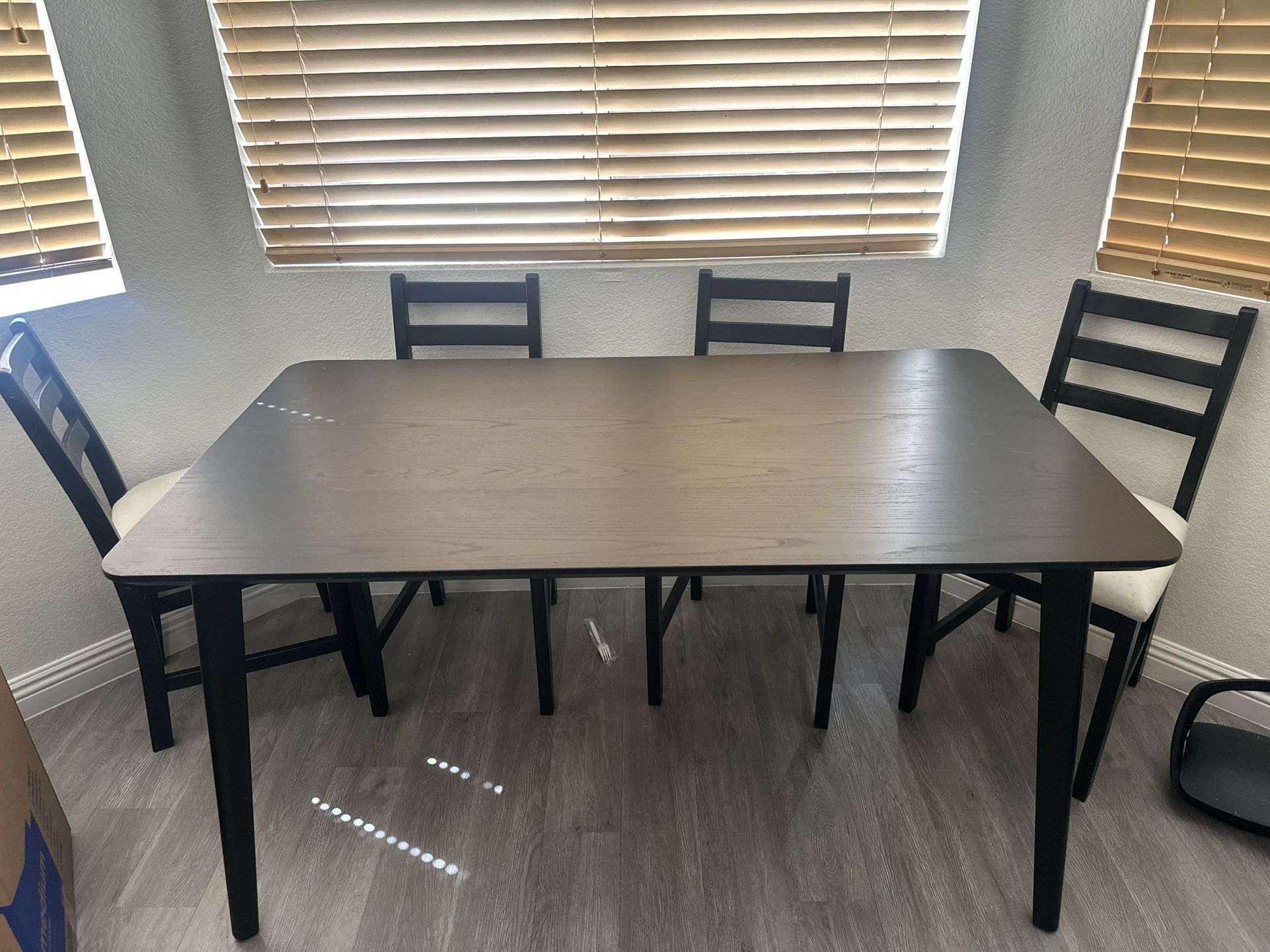 Kitchen Table And Chairs