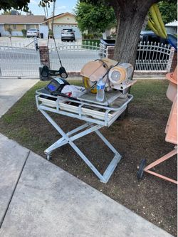 Máquina para cortar azulejos