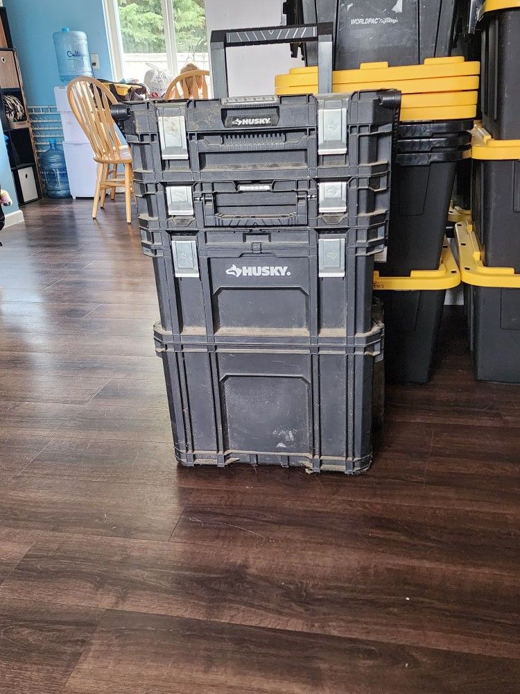 Husky Packout