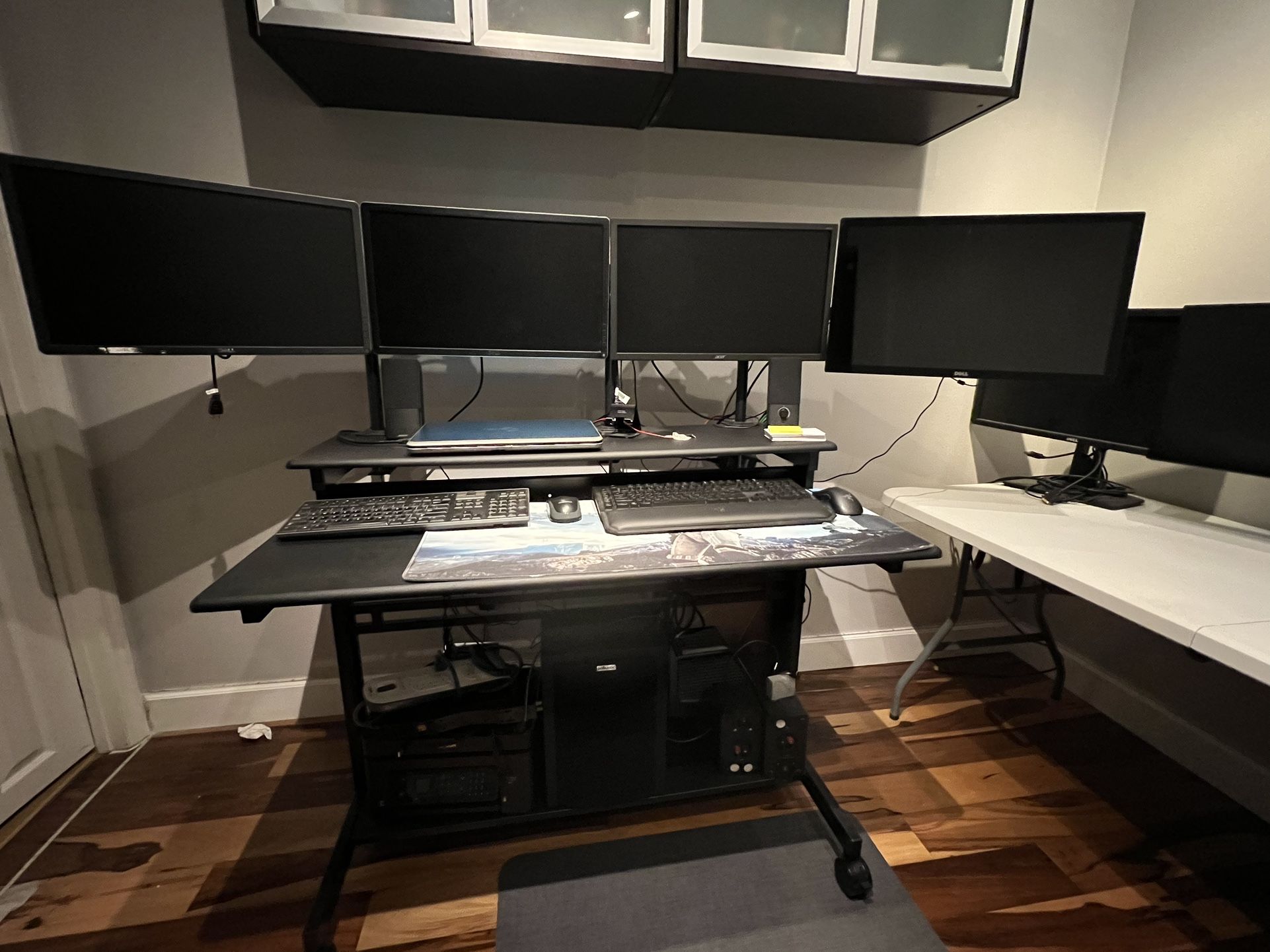 Dell / Acer Monitors with Stand Or Mounts