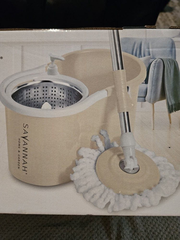 SAVANAH HOME AND GARDEN 360○ SPIN MOP AND BUCKET
