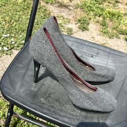 Women’s Suede Grey Heels