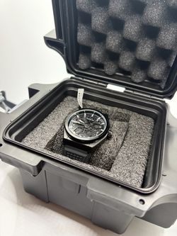 Invicta Speedway Skeleton Racing Wheels Men’s Watch + Impact Travel Case BUNDLE