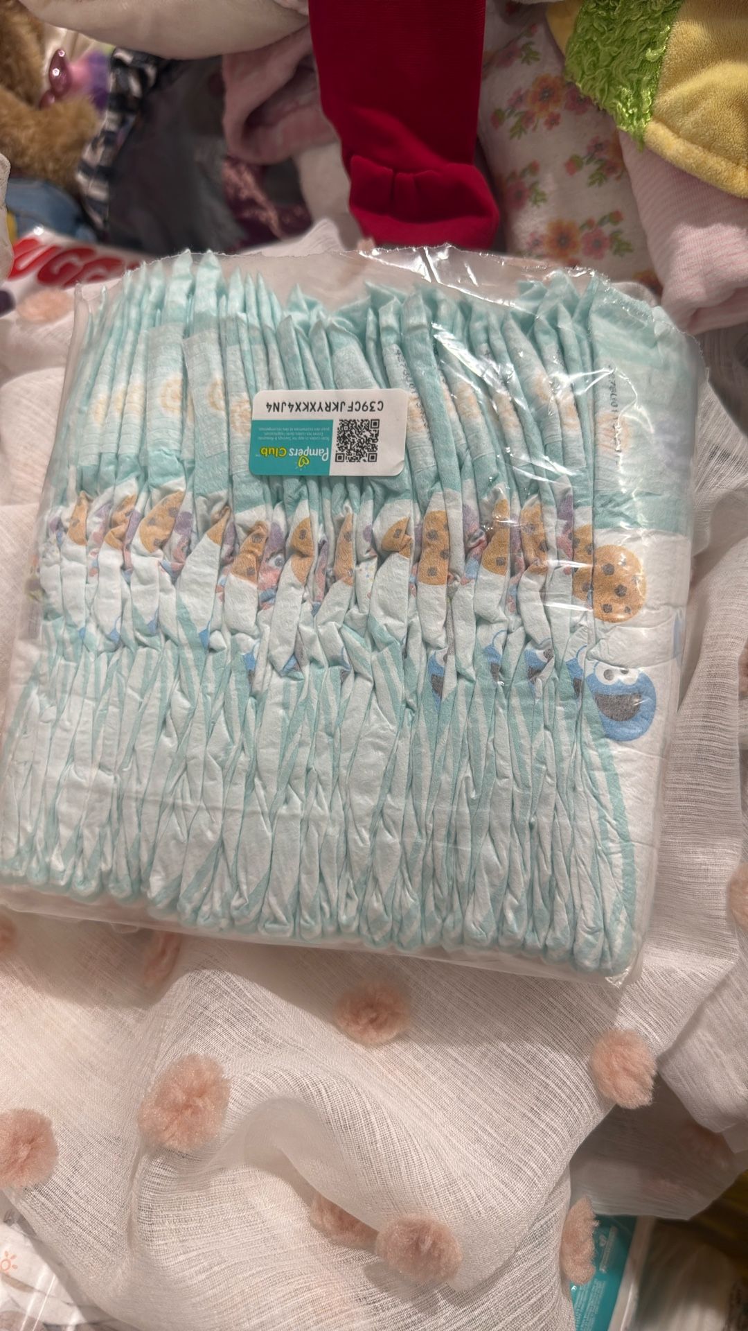 Pampers Diaper Size 3 About 26